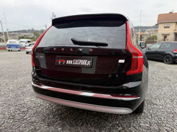 Volvo XC 90 2021 - 44900 EUR, 189000 km - AUTO.MOTO.pt - 189000km - foto 8 de 16