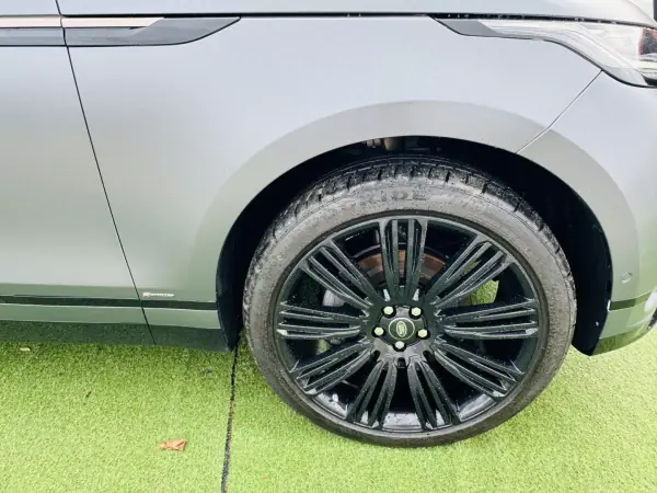 Land Rover Range Rover Velar 2018 - 59999 EUR, 190000 km - AUTO.MOTO.pt - 190000km - foto 22 de 22