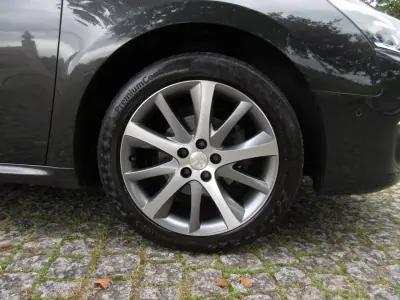 Peugeot 508 SW 2018 - 16990 EUR, 162000 km - AUTO.MOTO.pt - 162000km - foto 18 de 62
