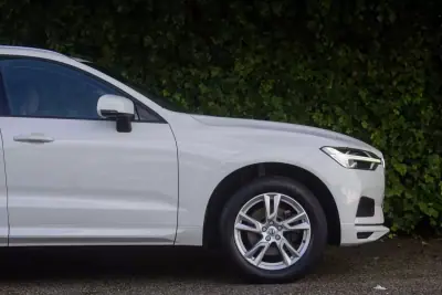 Volvo XC 60 2017 - 27900 EUR, 152000 km - AUTO.MOTO.pt - 152000km - foto 5 de 19