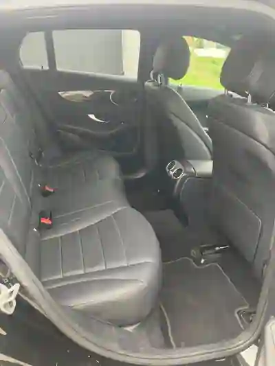 Mercedes-Benz GLC 300 2022 - 47500 EUR, 79000 km - foto 5 de 14