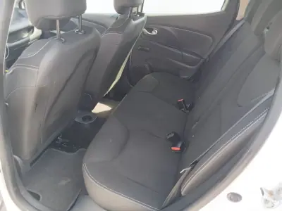 Renault Clio 2015 - 7750 EUR, 171706 km - 171706km - foto 19 de 26