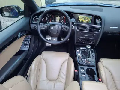 Audi A5 Cabrio 2009 - 17500 EUR, 234000 km - AUTO.MOTO.pt - 234000km - foto 33 de 36