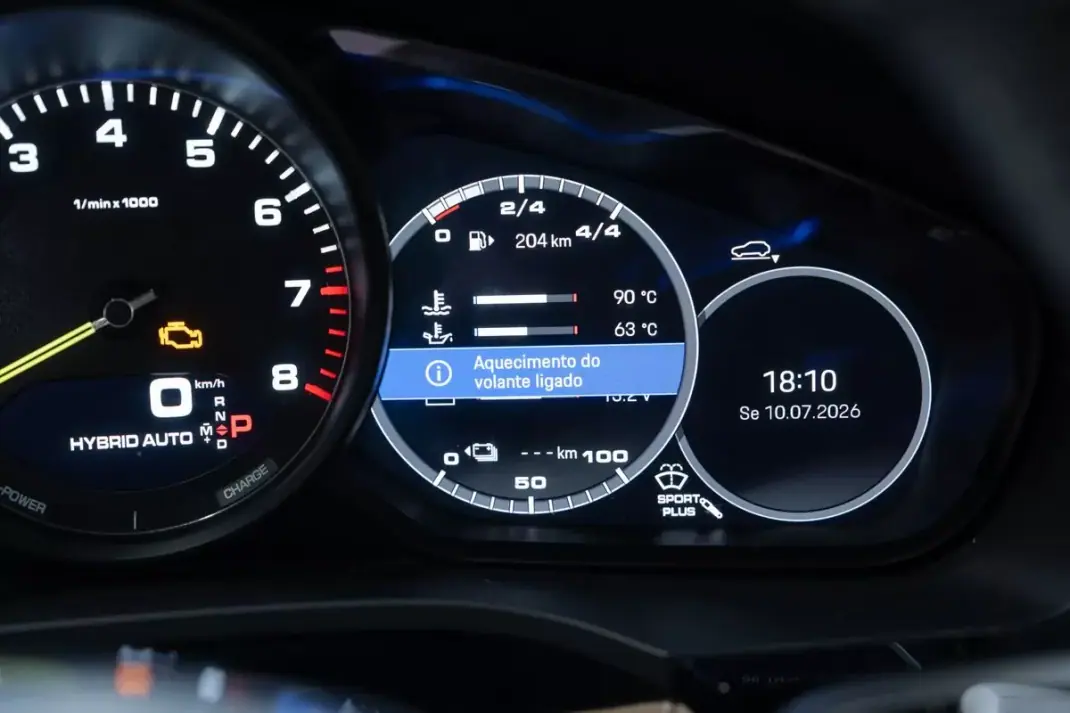Porsche Cayenne Coupé 2022 - 84950 EUR, 71000 km - 71000km - foto 58 de 60