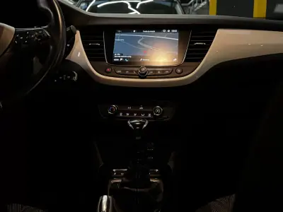 Opel Crossland X 2020 - 14990 EUR, 155850 km - AUTO.MOTO.pt - 155850km - foto 19 de 34