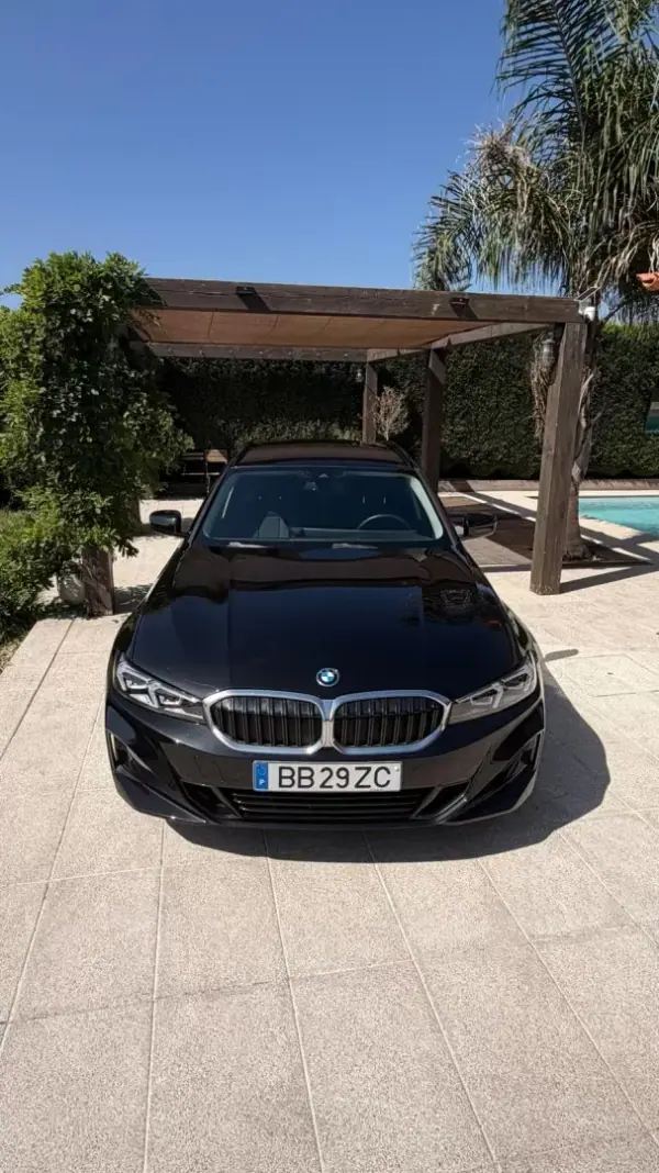 BMW 320 e Line Sport Auto 2023 Híbrido Plug-In