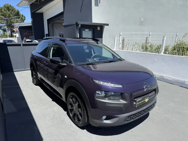 Citroën C4 Cactus 2017 - 8500 EUR, 201000 km - AUTO.MOTO.pt - 201000km - foto 3 de 17