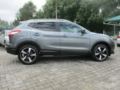 Nissan Qashqai 2016 - 13990 EUR, 190000 km - 190000km - foto 8 de 25