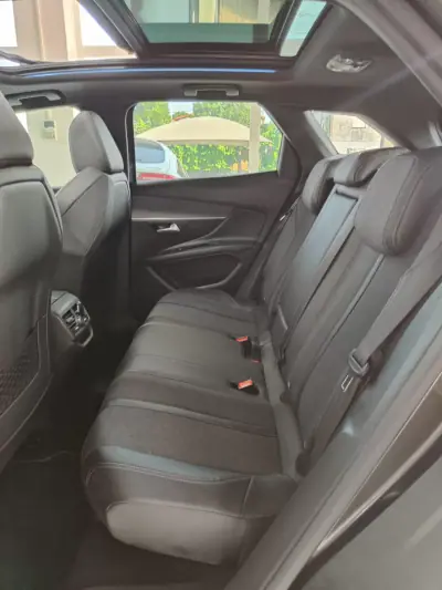 Peugeot 3008 2018 - 19650 EUR, 79000 km - AUTO.MOTO.pt - 79000km - foto 14 de 37