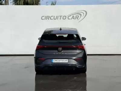 Cupra Born 2022 — foto 6 de 8