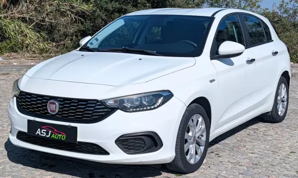 Fiat Tipo 1.3 M-Jet Easy 2016 Diesel — 174 300 km Fiat Tipo 2016