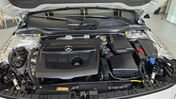 Mercedes-Benz GLA 180 2018 - 24900 EUR, 41570 km - 41570km - foto 22 de 52