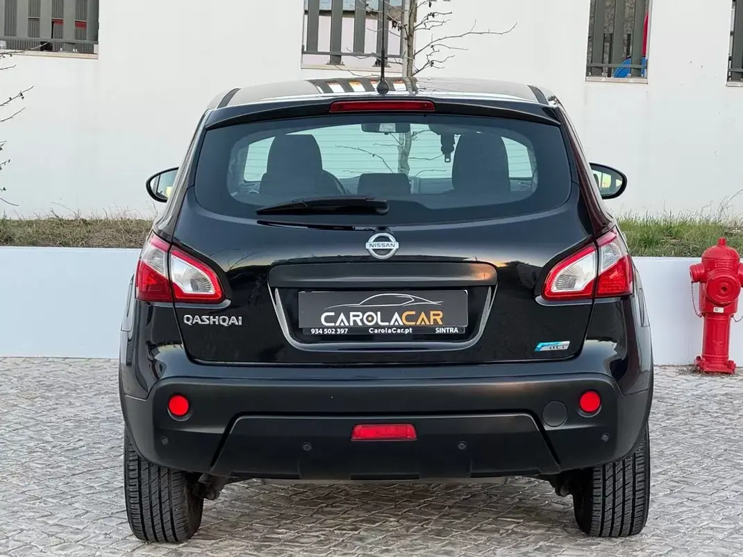 Nissan Qashqai 2010 - 8950 EUR, 115000 km - 115000km - foto 6 de 25