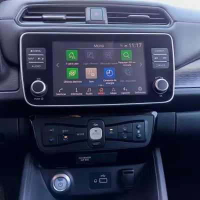 Nissan Leaf 2019 - 13990 EUR, 76769 km - AUTO.MOTO.pt - 76769km - foto 15 de 31