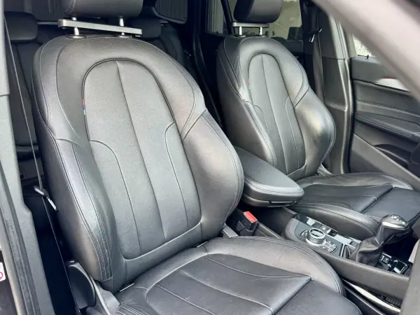 BMW X1 2017 - 23999 EUR, 150000 km - AUTO.MOTO.pt - 150000km - foto 17 de 25
