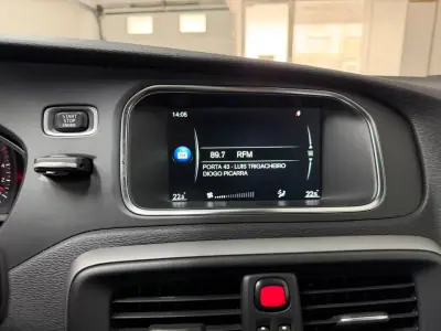 Volvo V40 2015 - 10990 EUR, 187405 km - AUTO.MOTO.pt - 187405km - foto 13 de 18