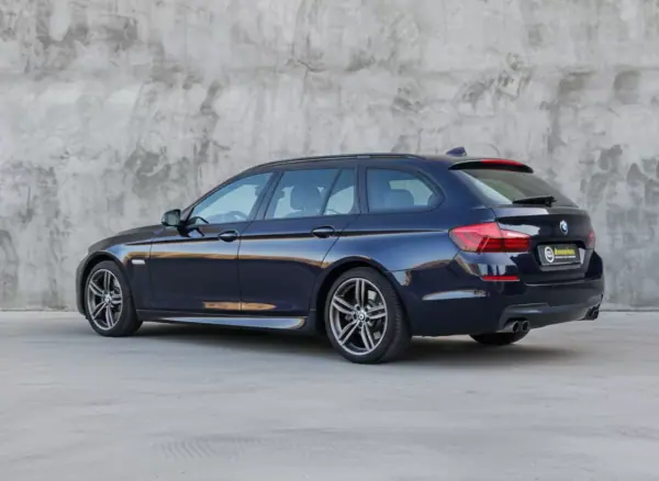BMW 520 2015 - 13990 EUR, 350000 km - AUTO.MOTO.pt - 350000km - foto 3 de 12