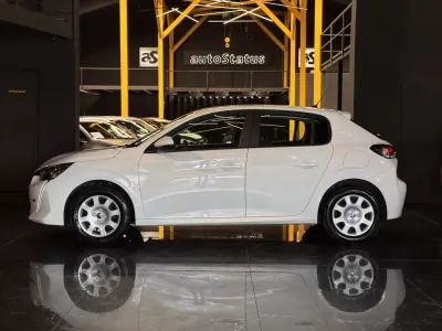 Peugeot 208 2021 - 13990 EUR, 67500 km - AUTO.MOTO.pt - 67500km - foto 5 de 23
