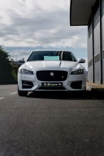 Jaguar XF 2017 - 24990 EUR, 145800 km - AUTO.MOTO.pt - 145800km - foto 17 de 55