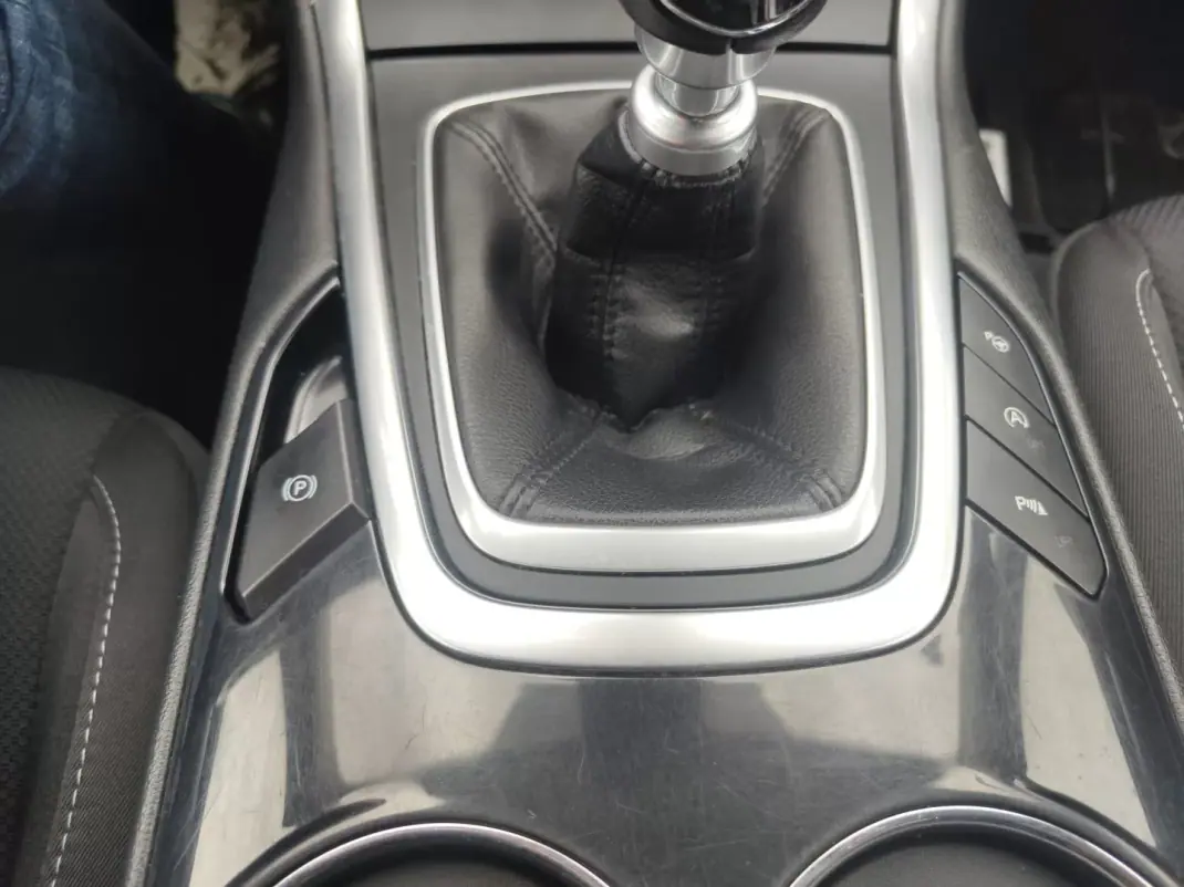 Ford S-Max 2019 - 22400 EUR, 124980 km - AUTO.MOTO.pt - 124980km - foto 15 de 18