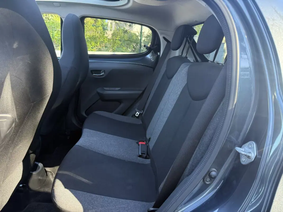 Citroën C1 2015 - 9999 EUR, 50000 km - AUTO.MOTO.pt - 50000km - foto 16 de 16