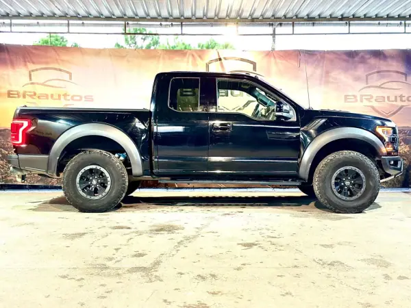 Ford F-150 2017 - 105900 EUR, 58000 km - AUTO.MOTO.pt - 58000km - foto 9 de 39