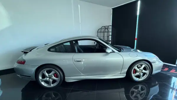 Porsche 911 Carrera 4 Coupé 1999 Gasolina