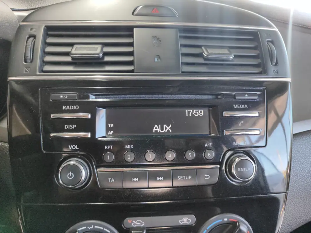 Nissan Pulsar 2016 - 9500 EUR, 102000 km - 102000km - foto 32 de 36