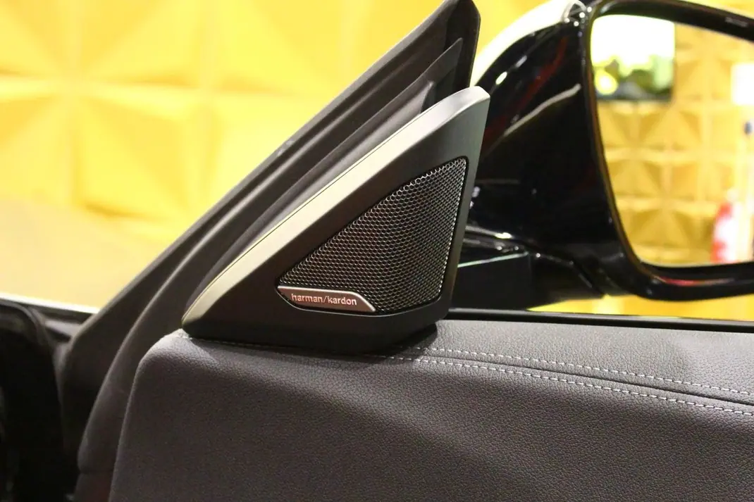 BMW Z4 2023 - 72500 EUR, 13000 km - AUTO.MOTO.pt - 13000km - foto 22 de 33