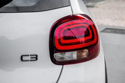 Citroën C3 2024 - 13990 EUR, 21393 km - AUTO.MOTO.pt - 21393km - foto 11 de 39
