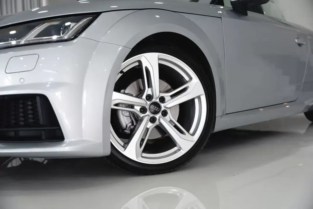 Audi TT Roadster 2015 - 33950 EUR, 151742 km - 151742km - foto 6 de 55