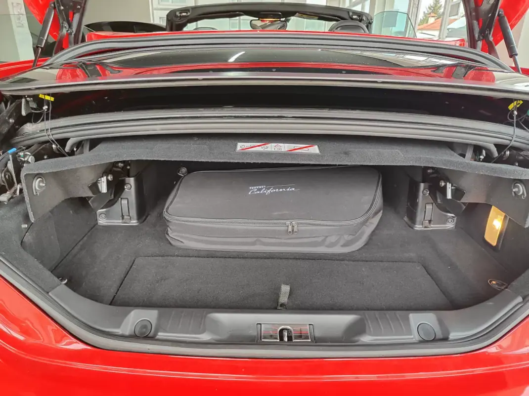 Ferrari California 2017 - 174000 EUR, 38000 km - 38000km - foto 16 de 38