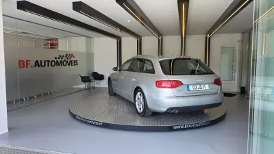 Audi A4 Avant 2010 - 9500 EUR, 253856 km - AUTO.MOTO.pt - 253856km - foto 3 de 52