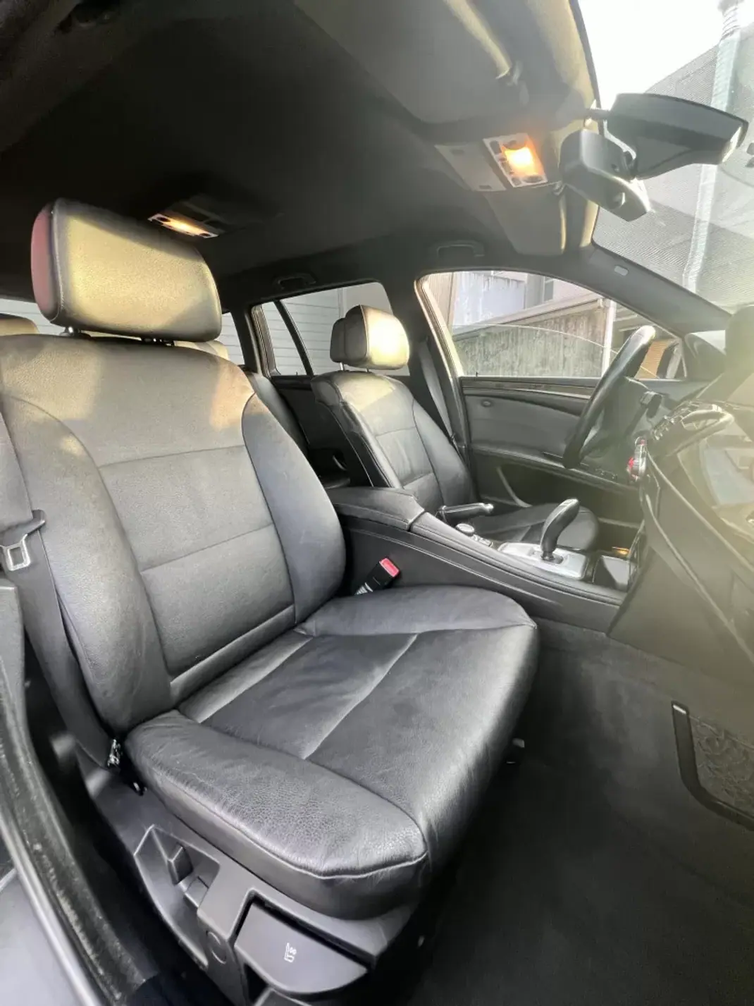 BMW 520 2010 - 10000 EUR, 326786 km - AUTO.MOTO.pt - 326786km - foto 17 de 17