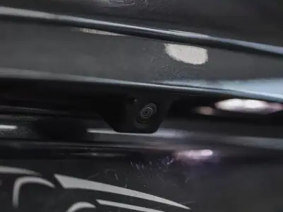 Porsche Panamera Sport Turismo 2019 - 69990 EUR, 80000 km - AUTO.MOTO.pt - 80000km - foto 13 de 23