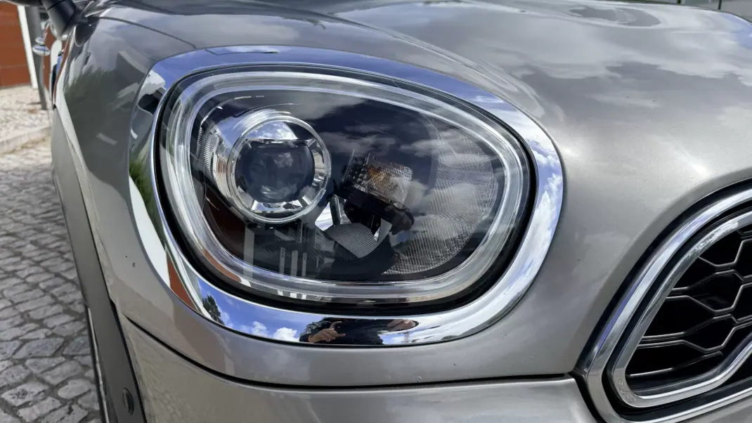 MINI Countryman 2019 - 22900 EUR, 98182 km - AUTO.MOTO.pt - 98182km - foto 9 de 54