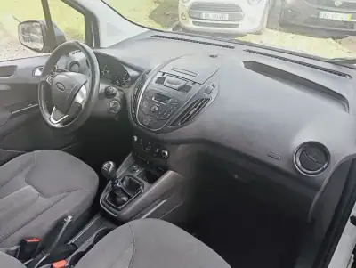 Ford Transit Courier 2020 - 10990 EUR, 129167 km - AUTO.MOTO.pt - 129167km - foto 27 de 52