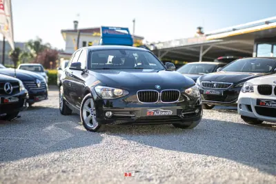 BMW 118 2012 - 12500 EUR, 216000 km - foto 1 de 31