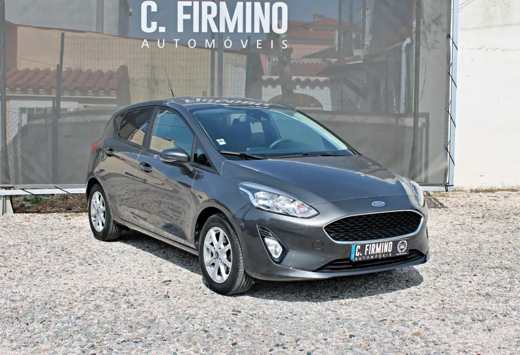 Ford Fiesta 2018 - 9900 EUR, 101396 km - AUTO.MOTO.pt - 101396km - foto 3 de 26