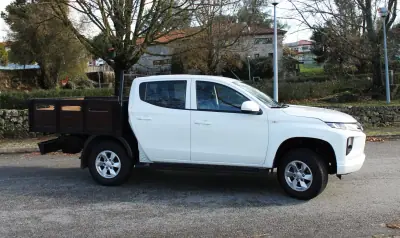 Mitsubishi L200 2022 - 33990 EUR, 13000 km - AUTO.MOTO.pt - 13000km - foto 5 de 35