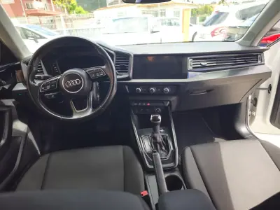 Audi A1 Sportback 2019 - 17990 EUR, 108000 km - AUTO.MOTO.pt - 108000km - foto 10 de 12