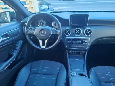 Mercedes-Benz A 200 2014 - 15900 EUR, 212000 km - 212000km - foto 27 de 32