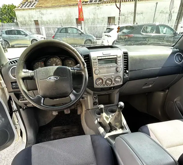 Ford Ranger 2008 - 16400 EUR, 109634 km - AUTO.MOTO.pt - 109634km - foto 10 de 13