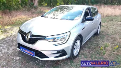 Renault Mégane Sport Tourer 2023 - 22950 EUR, 68025 km - 68025km - foto 1 de 34