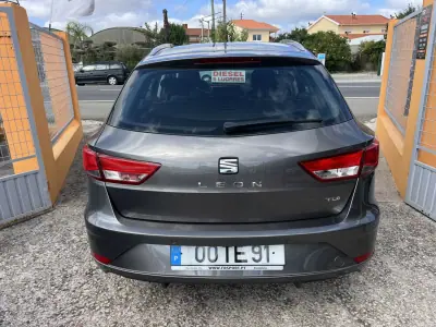 SEAT Leon ST 2017 - 11450 EUR, 87901 km - 87901km - foto 11 de 13