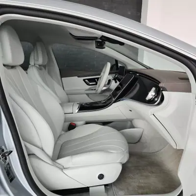 Mercedes-Benz EQE 2023 - 44900 EUR, 108002 km - AUTO.MOTO.pt - 108002km - foto 7 de 40