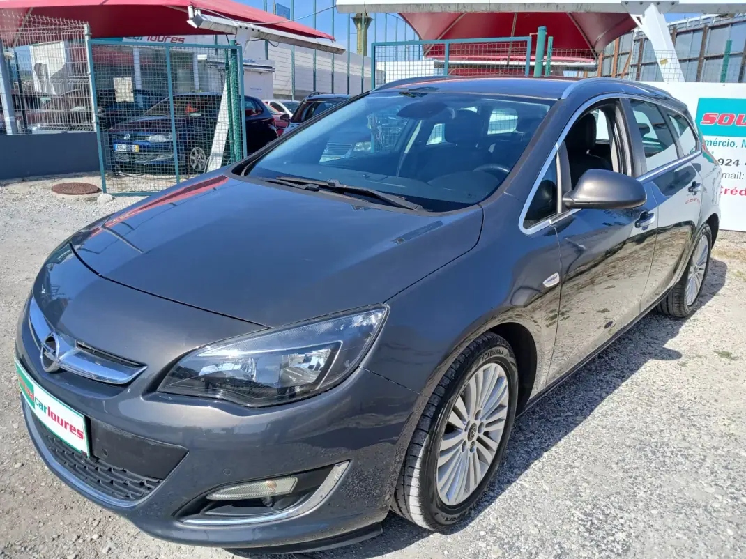 Opel Astra Sports Tourer 2013 - 7350 EUR, 143297 km - AUTO.MOTO.pt - 143297km - foto 2 de 26
