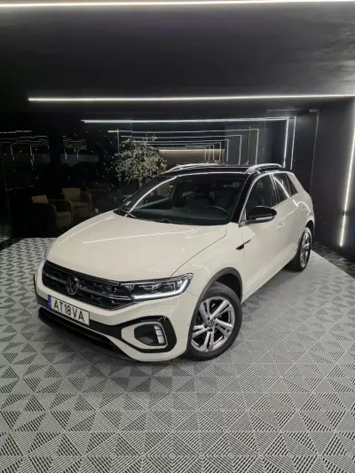 Volkswagen T-Roc 2022 - 24750 EUR, 120300 km - AUTO.MOTO.pt - 120300km - foto 2 de 35