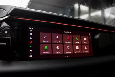 Porsche Macan 2025 - 83990 EUR, 15400 km - AUTO.MOTO.pt - 15400km - foto 44 de 49