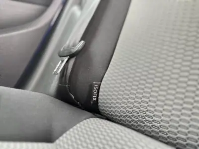 Volkswagen Polo 2010 - 7490 EUR, 151000 km - AUTO.MOTO.pt - 151000km - foto 14 de 30